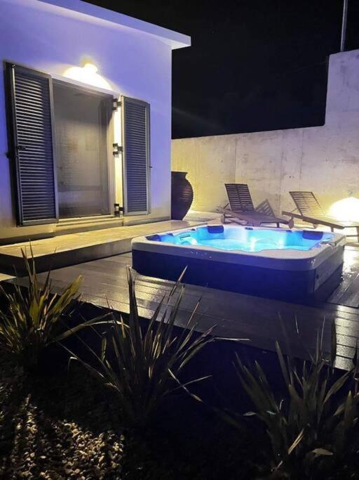 Ek Ornelakis, Luxury Country House With Jacuzzi Chania  Exterior photo